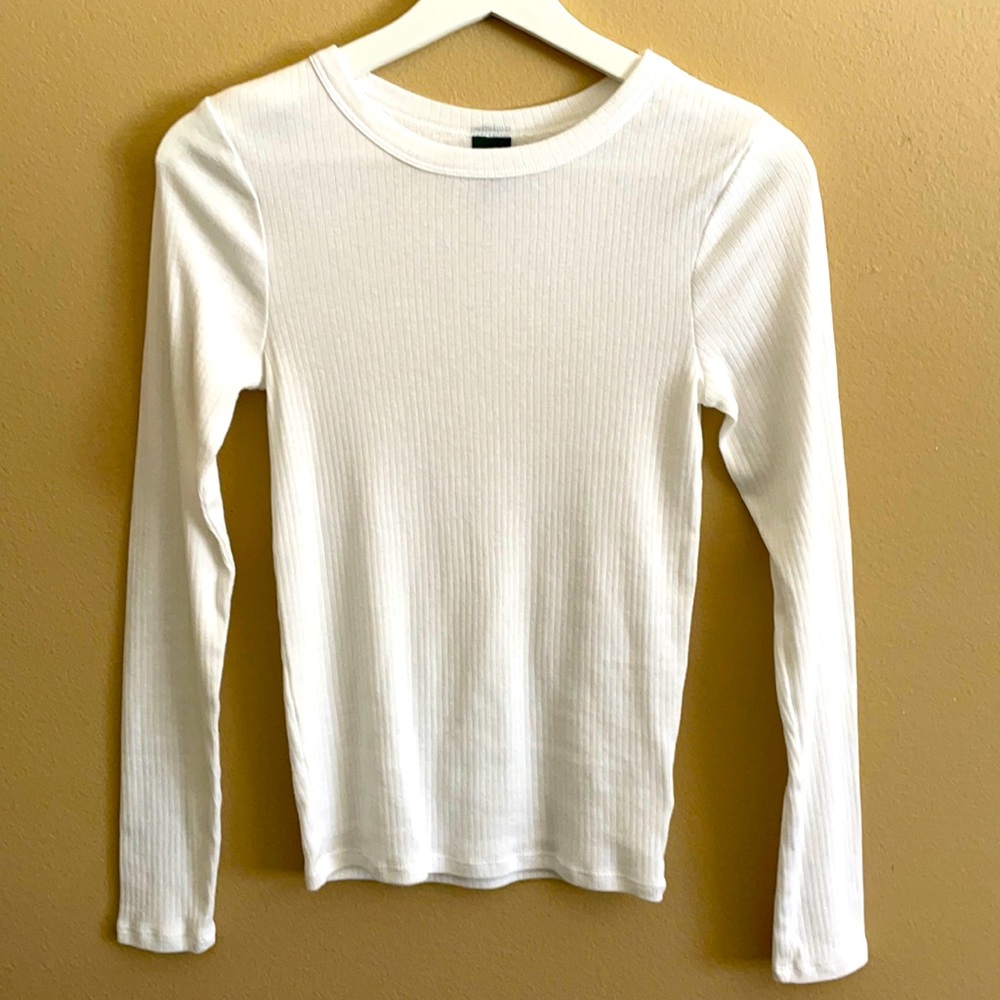 White long sleeve shirt